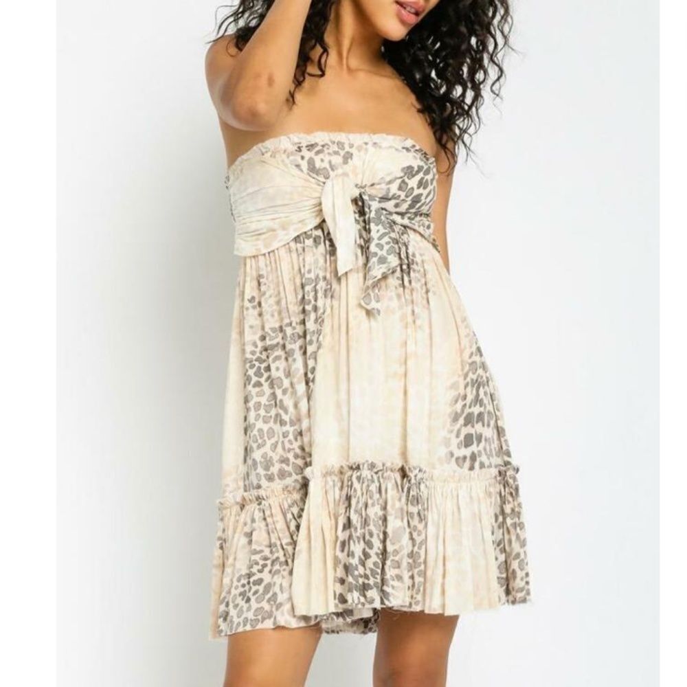 Blush Boutique- Strapless Cream & Black Cheetah Print Dress